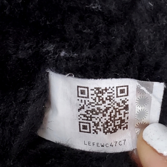 UGG Mini Bailey Leather Braid Bow Swarovski Black Boots Metal Logo Wmn Sz 5/ 36 - Picture 6 of 13